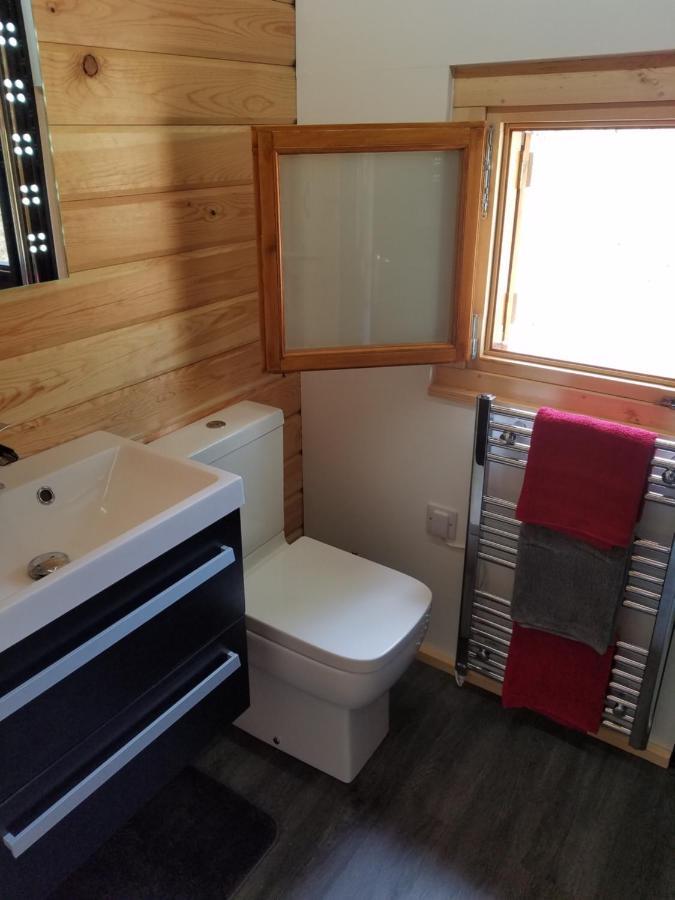 West Pool Cabin Линкълн Екстериор снимка